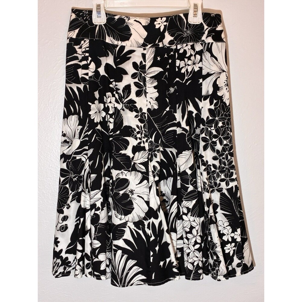 Rickie Freeman Teri Jon Flare Skirt Size 6 Black And White Floral